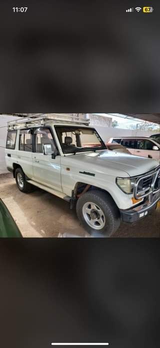 toyota land cruiser