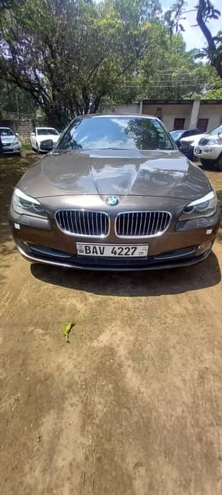 bmw 523i