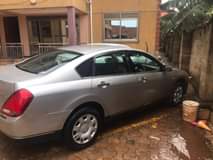 A picture of Nissan Teana 2003