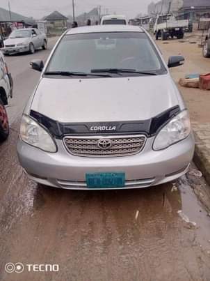 A picture of 2004 Toyota Corolla Sedan