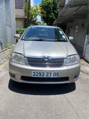 toyota fielder