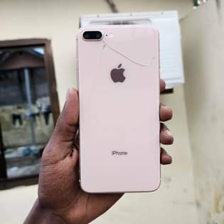 A picture of iPhone 8 Plus 64GB Battery 90 Fingerprint ipo Bei 270