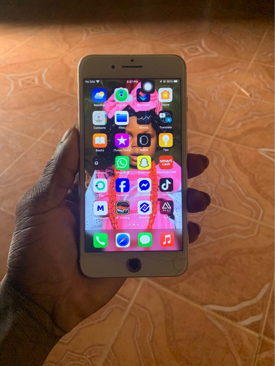 A picture of iPhone 7plus 32gb Wi Fi only