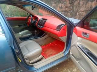 A picture of Toyota Camry SE 2003. 07088153375