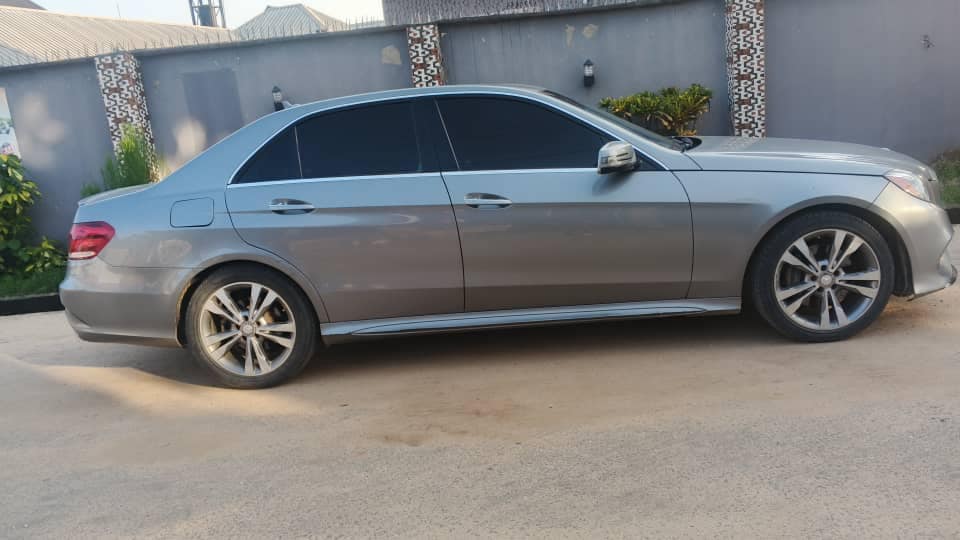 A picture of 2014 Belgium E350 Mercedes Benz
