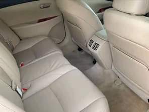 A picture of URGENT SERIOUS BUYERS ONLY Lexus ES350 only serious buyer should