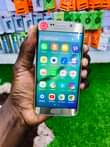 A picture of Samsung s6edge used