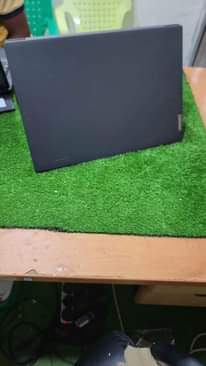 A picture of Core i5 10th generation