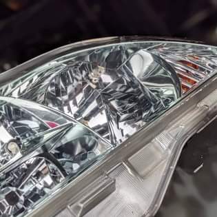 A picture of Crown front light taa ya mbele 