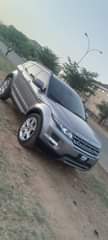 A picture of CLEAN FOREIGN USED RANGE ROVER EVOGUE 2014 MODEL 14M NET