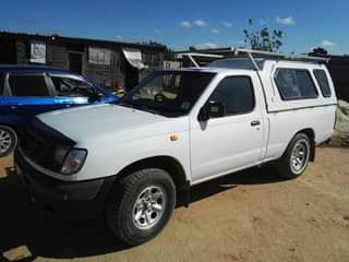 used nissan hardbody