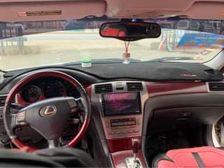 A picture of Lexus e330 2006 model