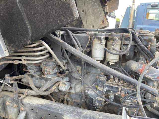 A picture of F2000 double azuel just came in monday give me your