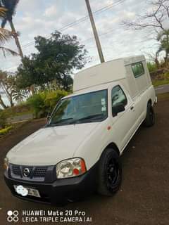 nissan navara