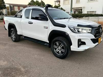 used toyota hilux