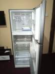 A picture of SAMSUNG FRIDGE double door inagandisha sana na kupoza vzr bei