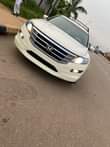 A picture of Clean and sharp 2010 Honda Crostour buy and traveling chilling