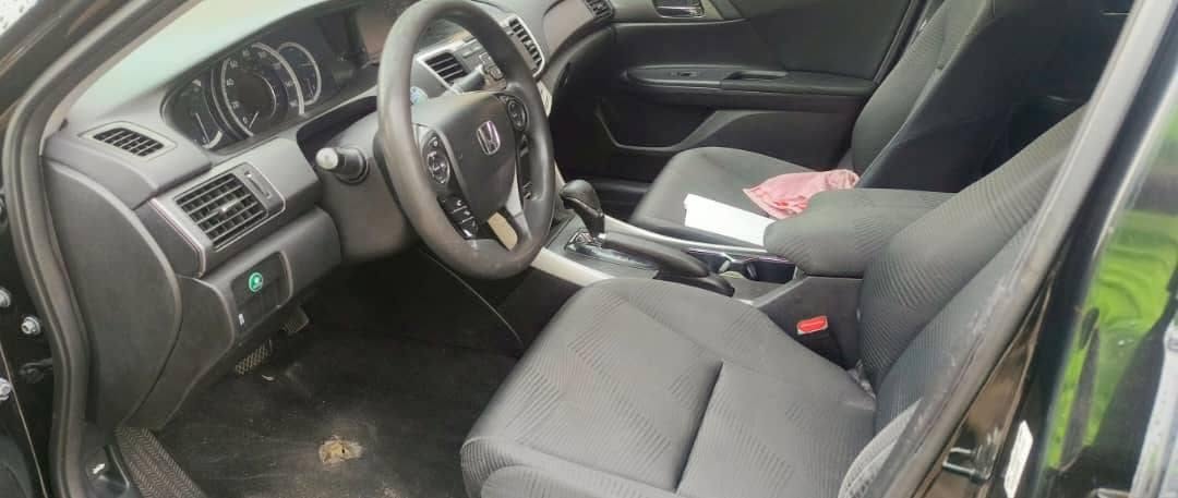 A picture of Honda accord 2014 model tukumbo engine and gear perfect a