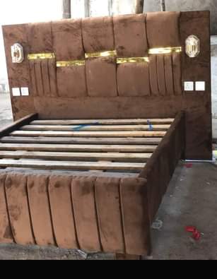 A picture of Bed sofa bei kuanzia 180k 220k 250k na Zaidi