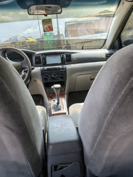 A picture of Toyota Corolla 2006