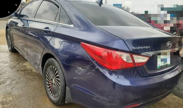 A picture of HYUNDAI SONATA MODEL 2011 Belgium standard Duties duly paid Accident