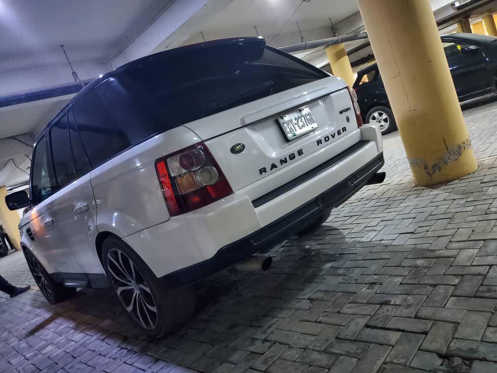 A picture of 2008 Range Rover