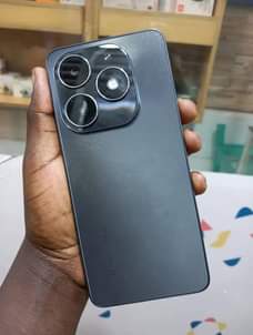 A picture of TECNO SPARK 20