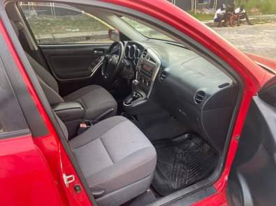 A picture of This is mint clean Toyota Matrix 2006 model pure first