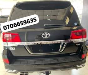 A picture of 2017 Toyota Landcrusuier V8 ZX utomatic transmission Petrol 7 Leather