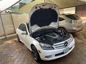 A picture of Mercedes Benz