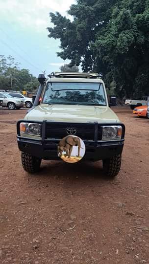 A picture of GARI ZA KUKODI. Road crusher for HIRE with a Driver