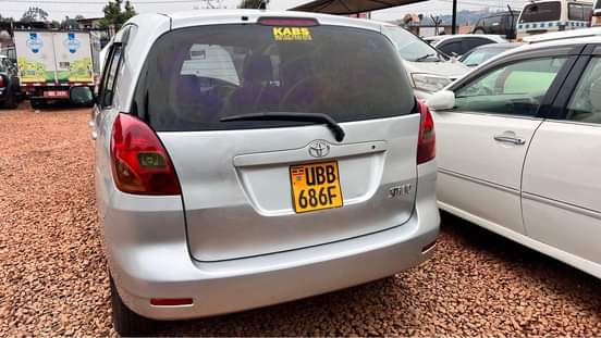 A picture of 2003 Toyota 2003