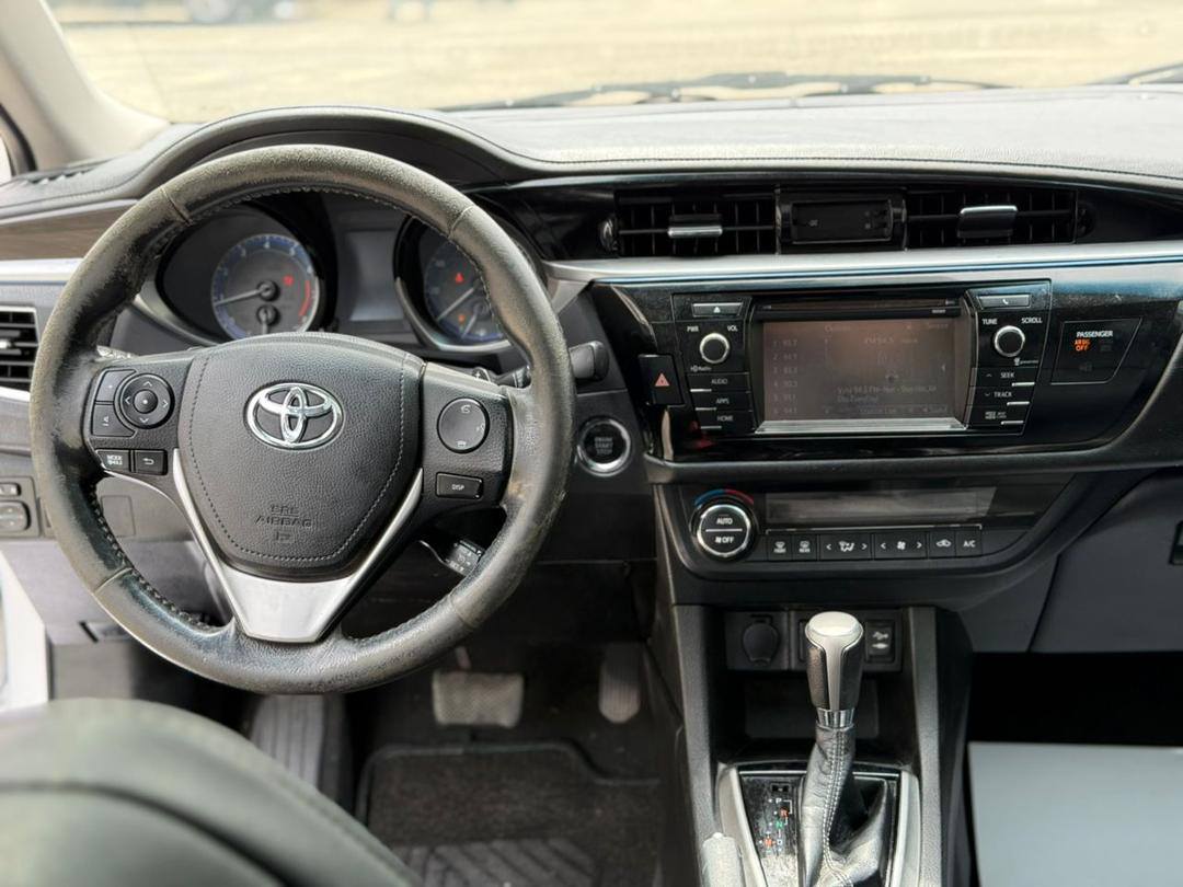 A picture of  FOREIGN USED 2016 TOYOTA COROLLA SE PUSH START LEATHER