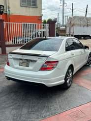 A picture of Kinzzy Dominic 08109018982 8 800 000 Refer and earn Few