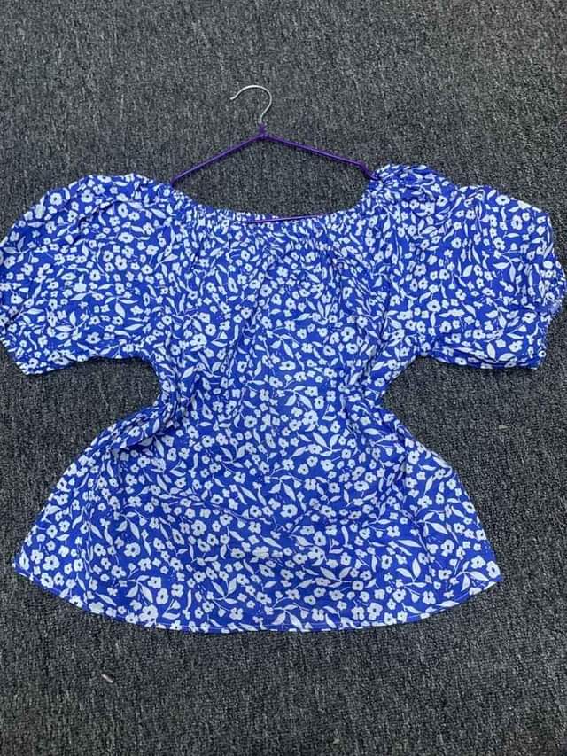 A picture of Blouse Top