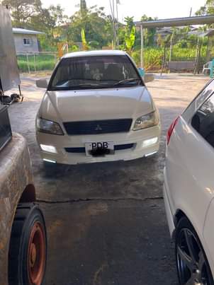 mitsubishi lancer