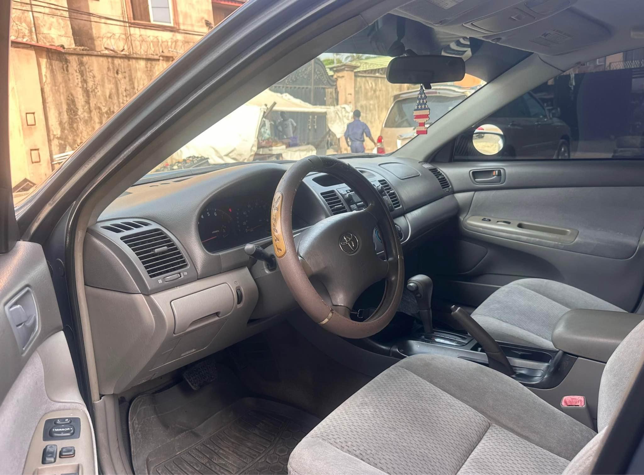 A picture of Reg. Toyota Camry 2004 Model