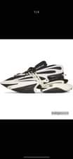 A picture of Sneakers