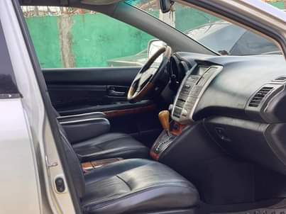 A picture of Lexus Rx 350