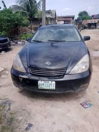 A picture of Dealer s Deal Alert Name LEXUS Model ES 330 Registered