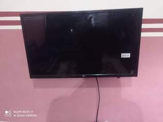 A picture of LG 32 inches