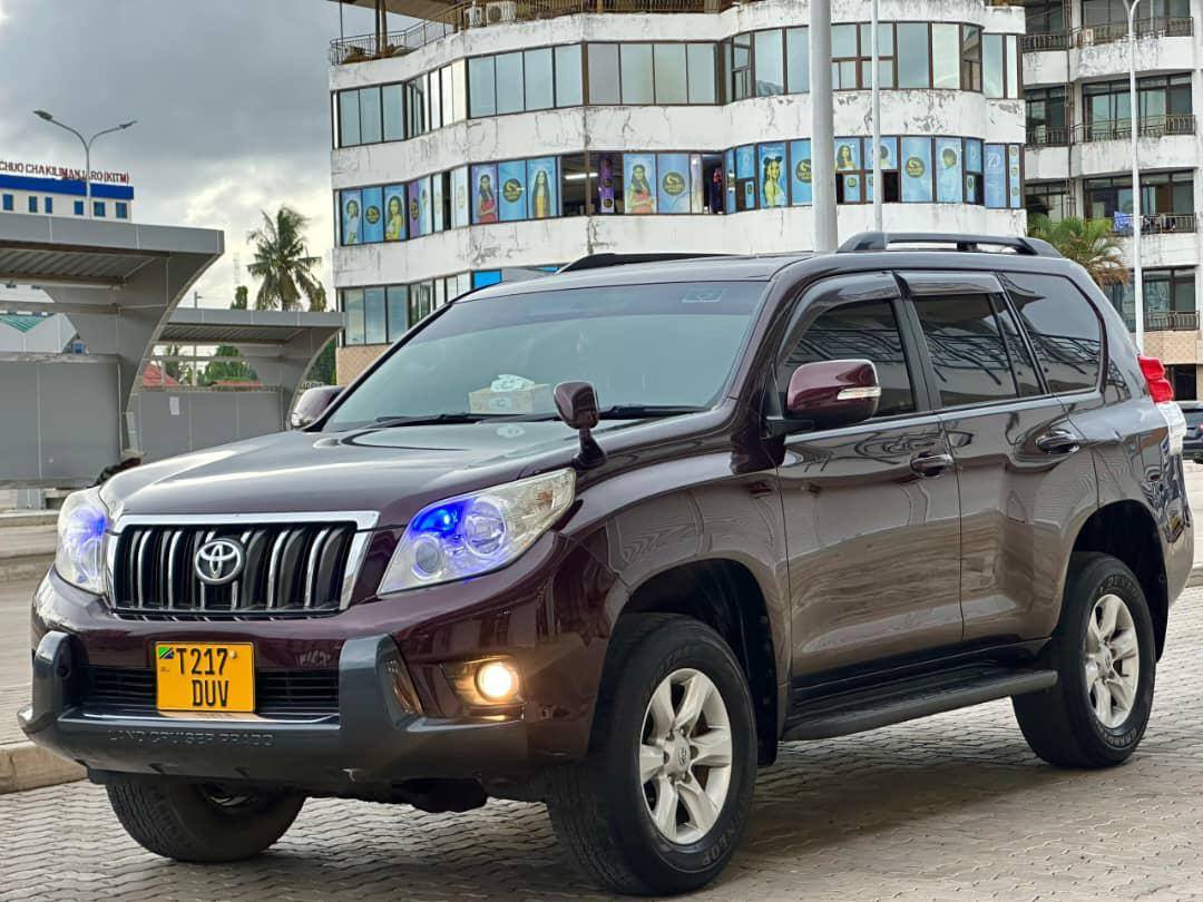 A picture of TOYOTA LANDCRUISER PRADO 0714058883