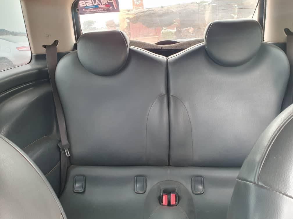 A picture of 2006 Mini Cooper 2006