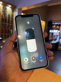 A picture of I phone 12 plain 128gb Face id ok True tone