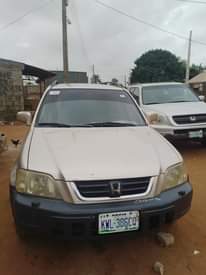 A picture of Clean Honda CR V manual drive