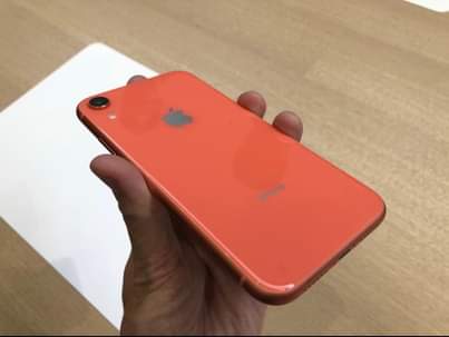 A picture of Iphone xr