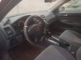 A picture of Honda Accord 2005