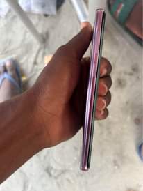 A picture of Samsong S9