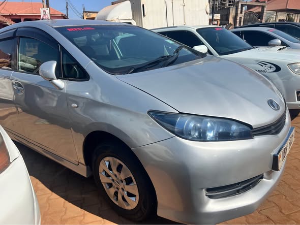 A picture of WISH 2009 model 22m 0759317866