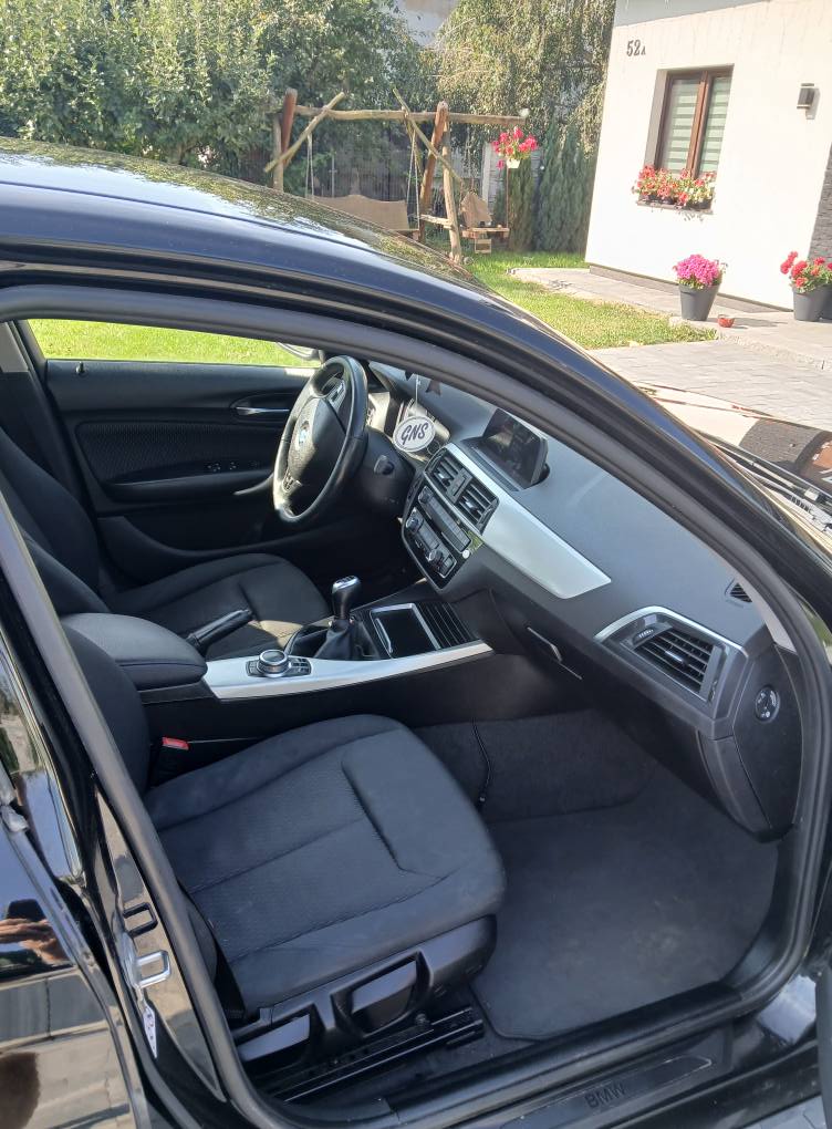 A picture of BMW 1 118i